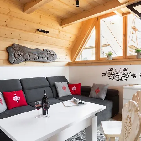 Karpielowka Apartment *